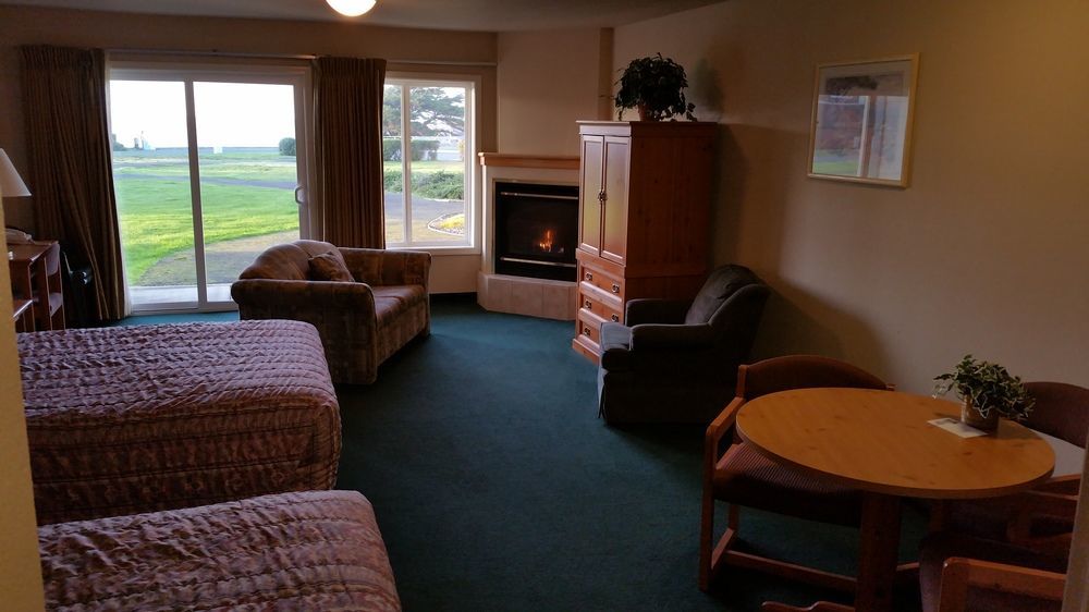 Sunset Oceanfront Lodging Bandon Exterior photo