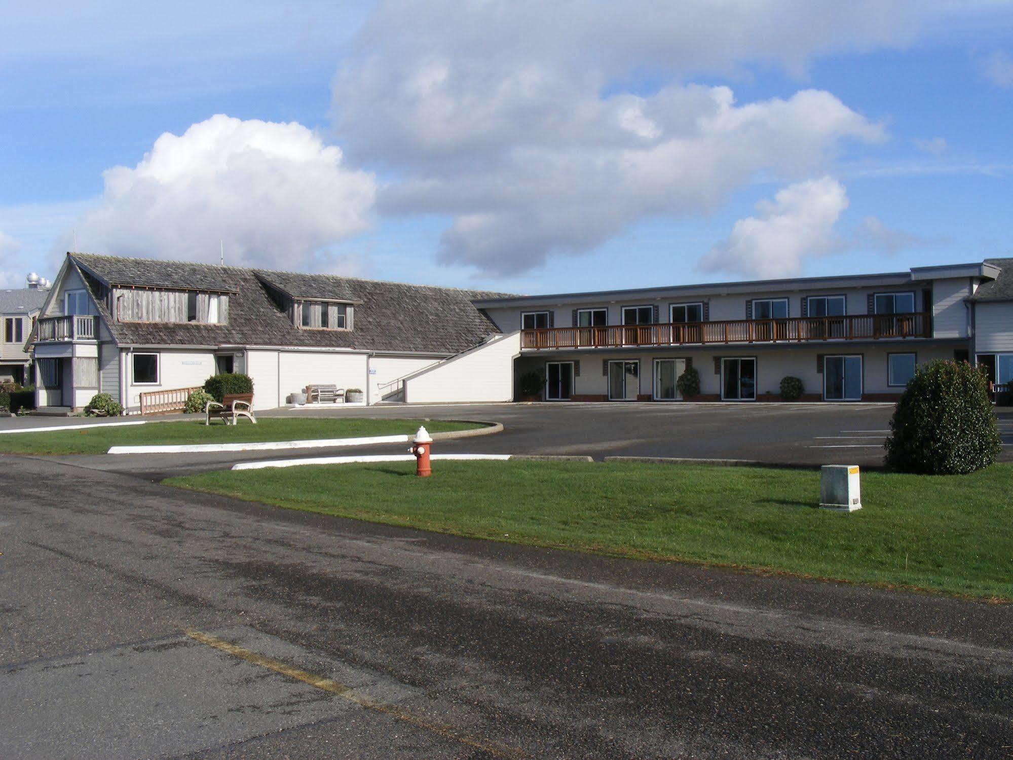 Sunset Oceanfront Lodging Hotel Bandon Exterior photo