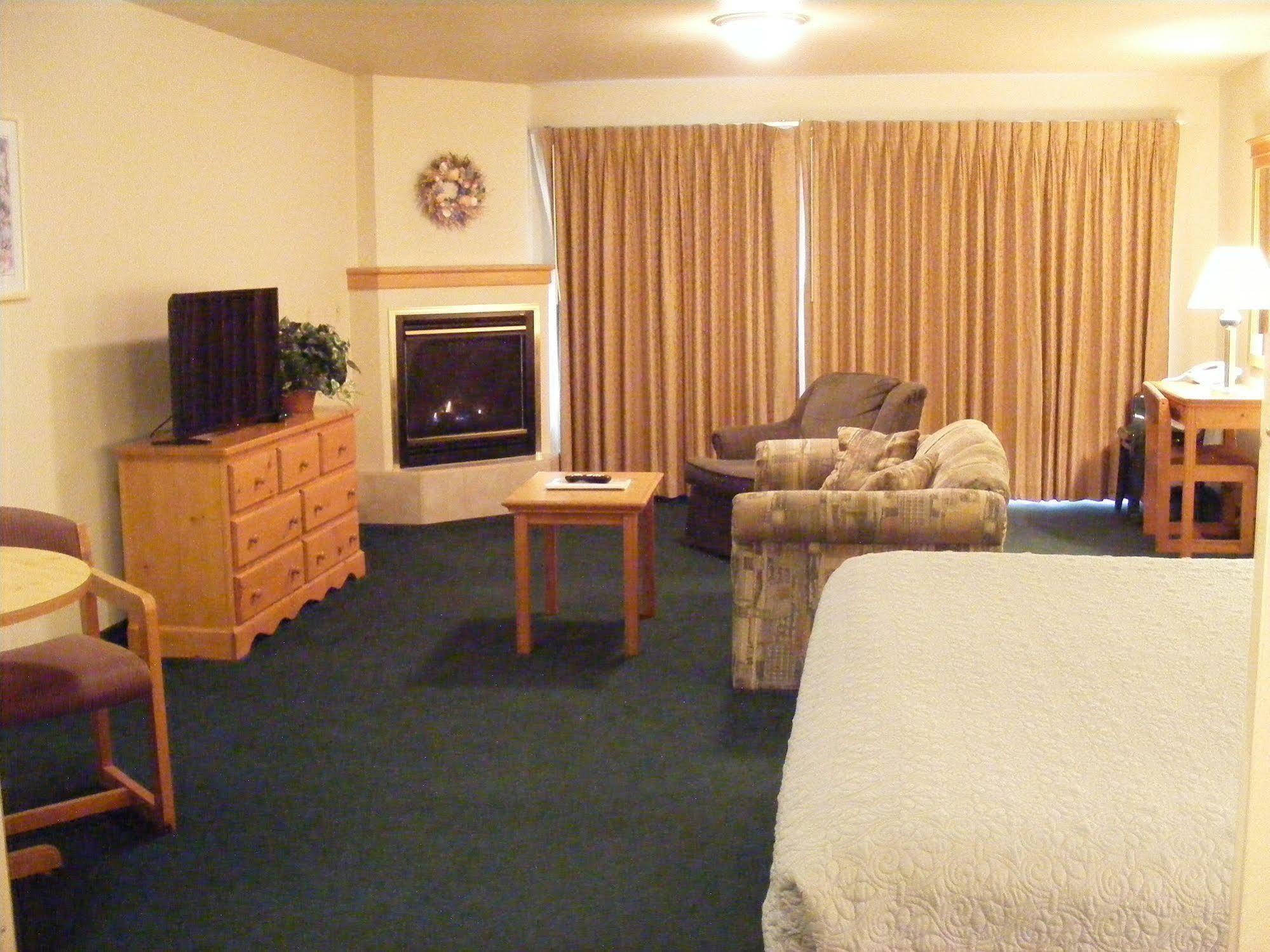Sunset Oceanfront Lodging Bandon Exterior photo